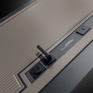 Входная дверь Лаб 1 Про 05 — Итальянский орех купить в Москве